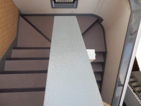 東村山市アパート階段床タキステップ貼り替え工事